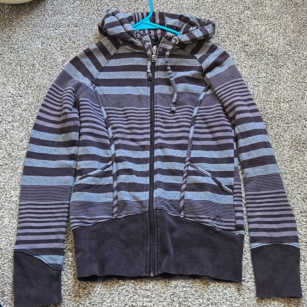 Orb sweater
